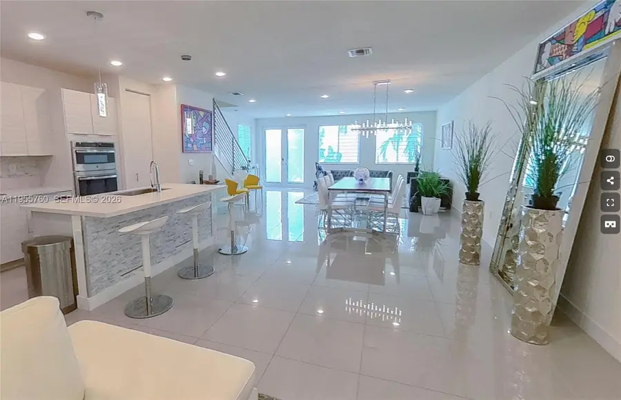 6484 NW 103rd Place #6484, Doral, FL 33178 - Image #3