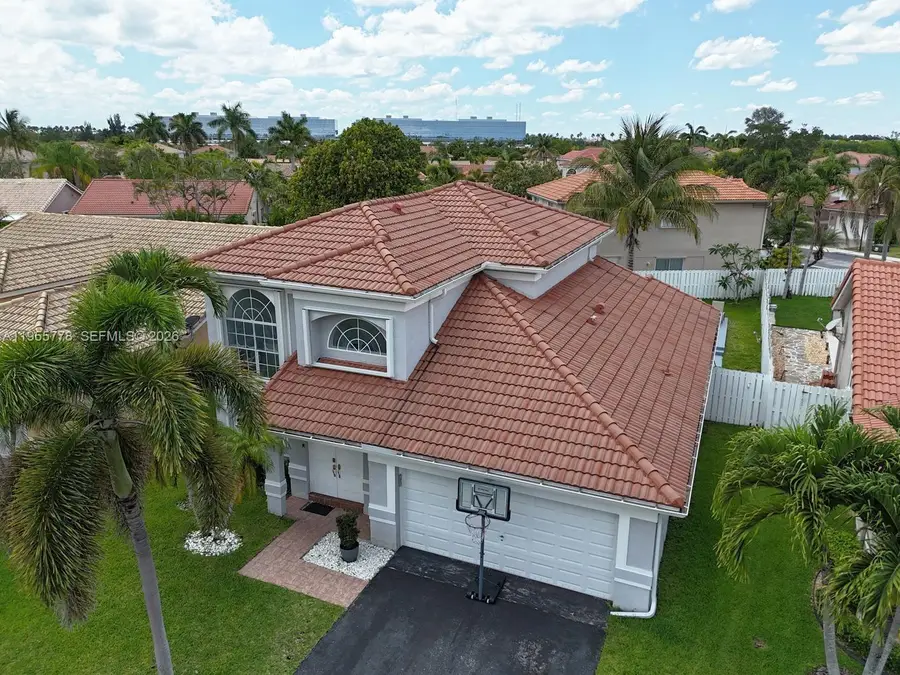 1421 NW 129th Ave, Sunrise, FL 33323 - Image #2