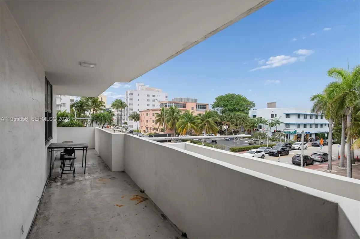 4301 Collins Ave #202, Miami Beach, FL 33140 - #1