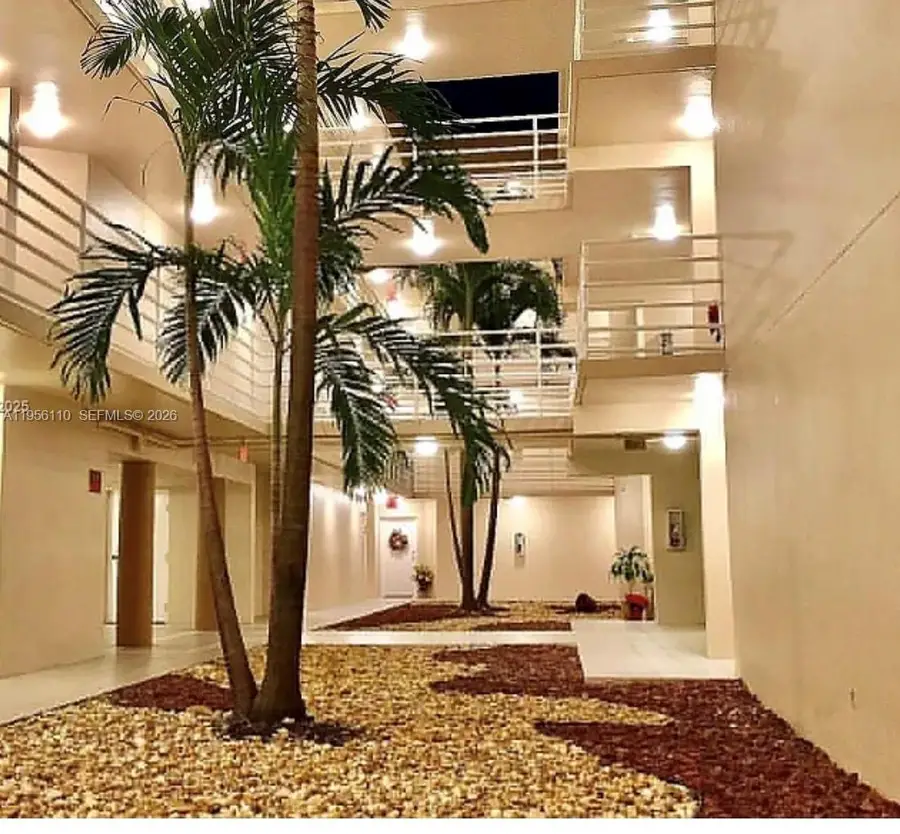 8050 NW 8th St #1407, Miami, FL 33126 - Image #2