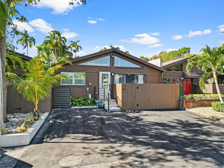 11316 SW 112th Cir Ln E, Miami, FL 33176 - Image #2