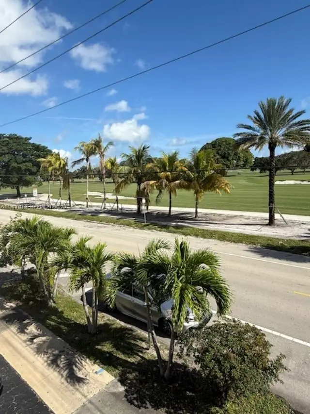 1700 Pierce St #204, Hollywood, FL 33020 - Image #2