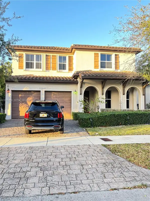 15041 SW 177th Ter, Miami, FL 33187