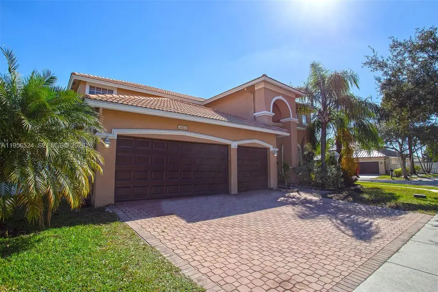2023 NW 141st Ave, Pembroke Pines, FL 33028 - Image #2
