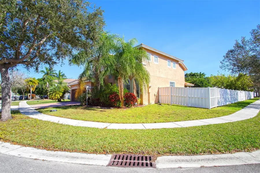 2023 NW 141st Ave, Pembroke Pines, FL 33028 - Image #3