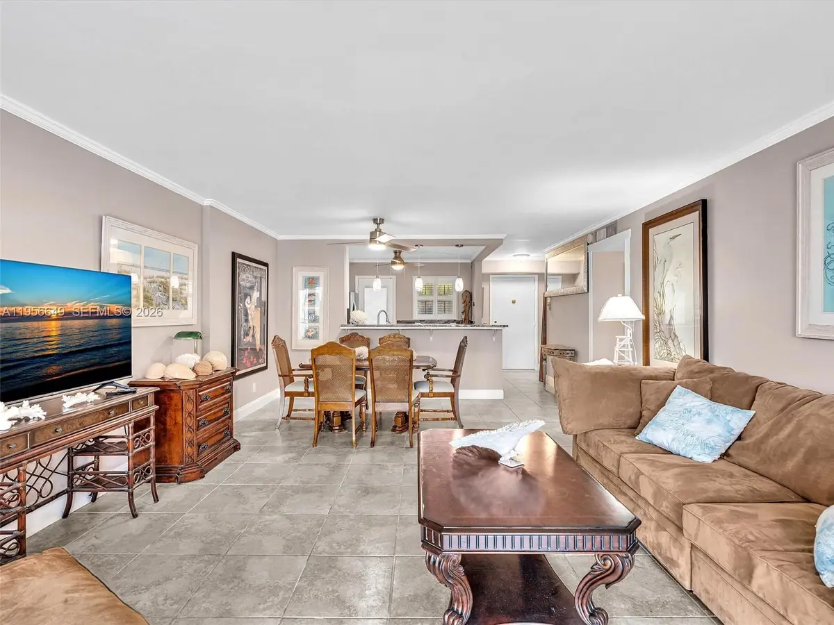 201 SE 11th Ter #303, Dania Beach, FL 33004 - #1