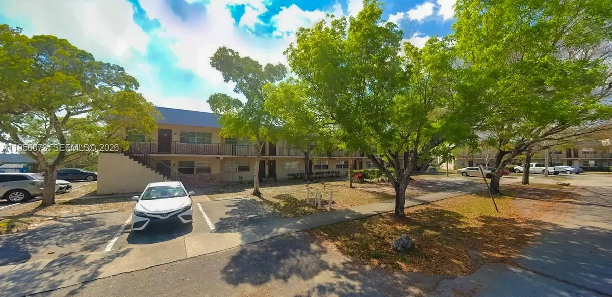 304 NW 30th Ct #102, Pompano Beach, FL 33064 - Image #1