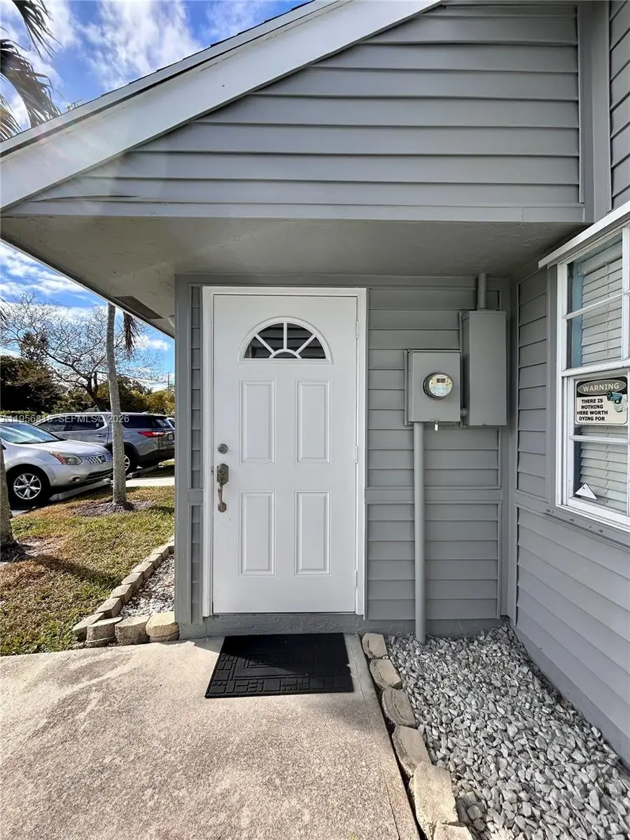 7171 Tam Oshanter Blvd, North Lauderdale, FL 33068 - Image #3