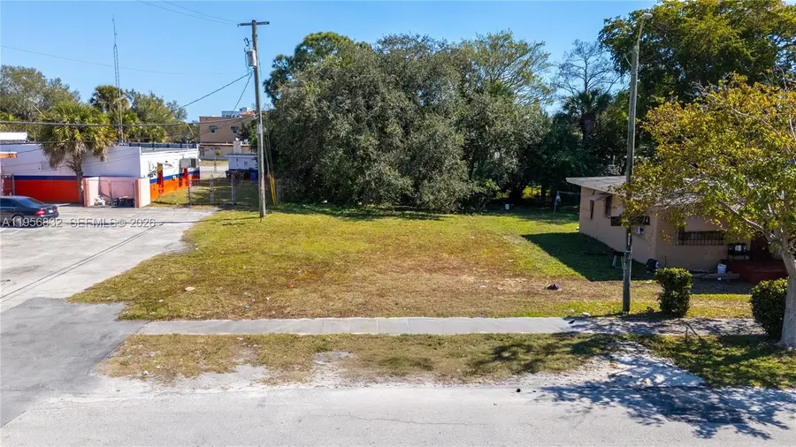 536 NW 16th Ave, Fort Lauderdale, FL 33311 - #3