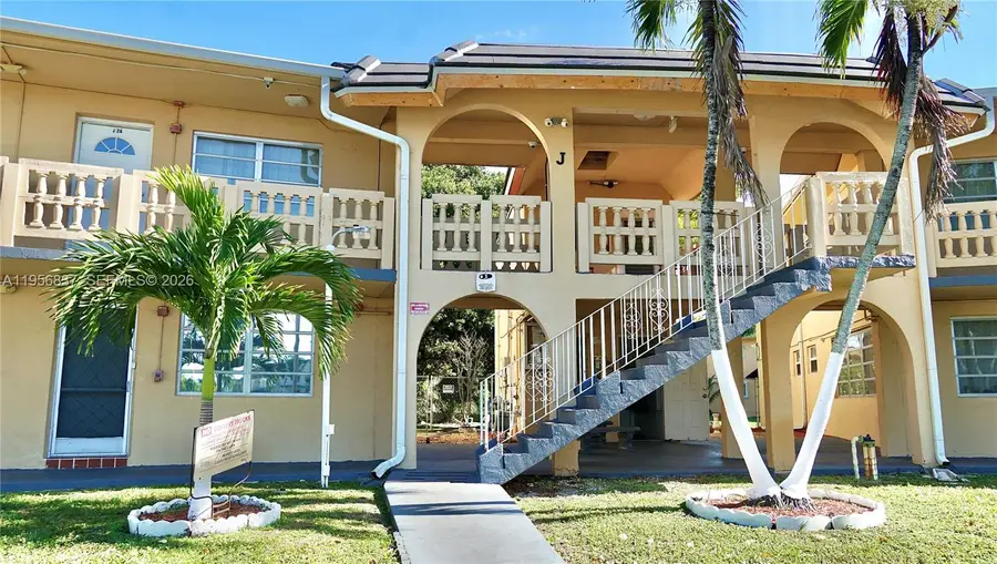 20311 NE 2nd Ave #27, Miami, FL 33179 - Image #3