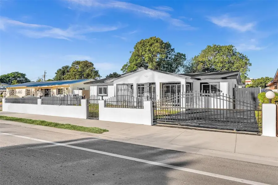 560 N Perviz Ave, Opa Locka, FL 33054 - Image #2