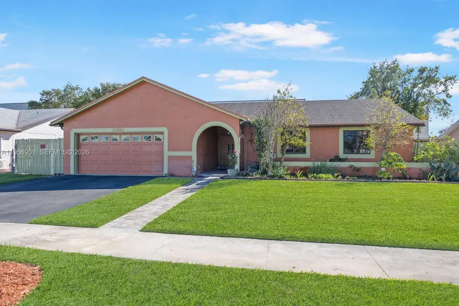 13850 SW 285th Ter, Homestead, FL 33033 - Image #2