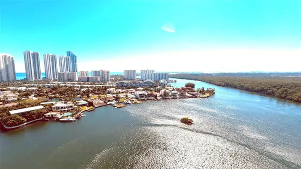 400 Sunny Isles Blvd #1906, Sunny Isles Beach, FL 33160