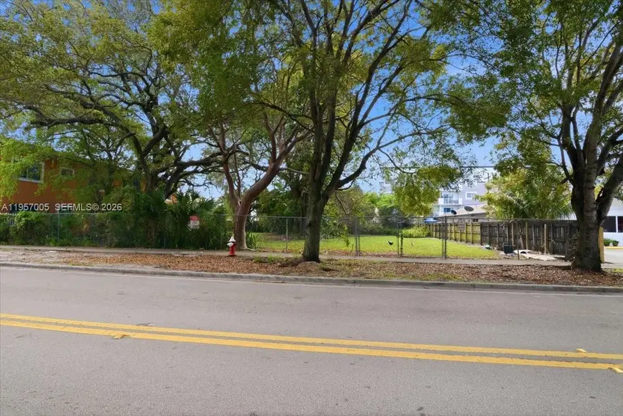 184 E 4th St, Hialeah, FL 33010 - Image #2