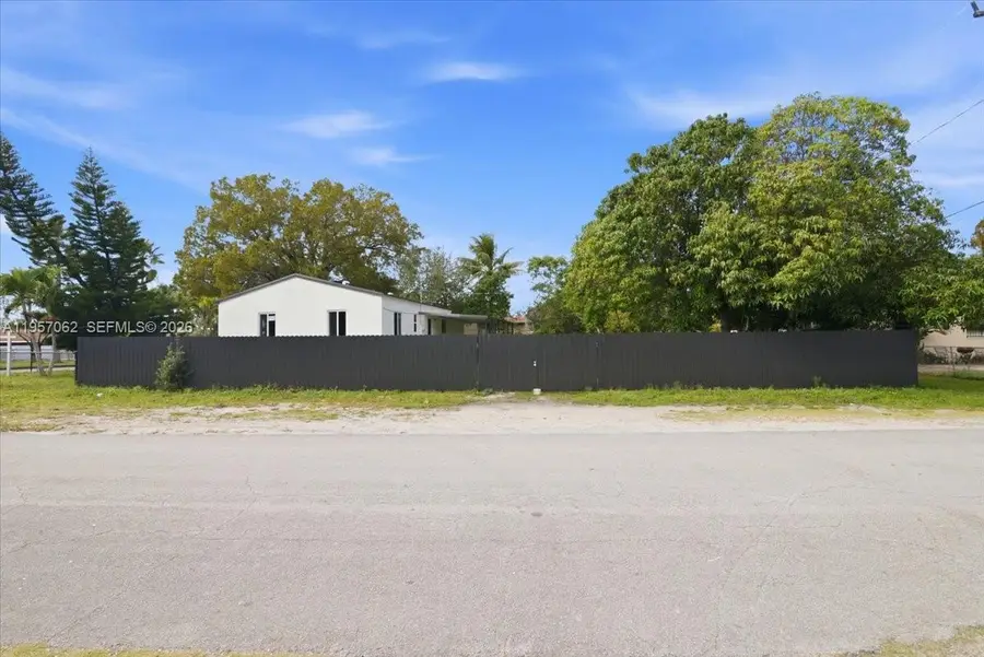 945 Sharazad Blvd, Opa Locka, FL 33054 - Image #3