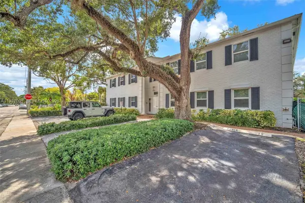 1280 SE 2nd Ct #1, Fort Lauderdale, FL 33301