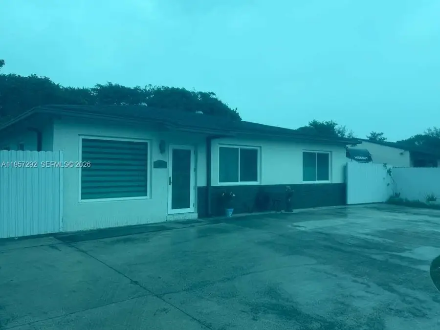 905 Atlantic Ave, Opa Locka, FL 33054 - Image #2