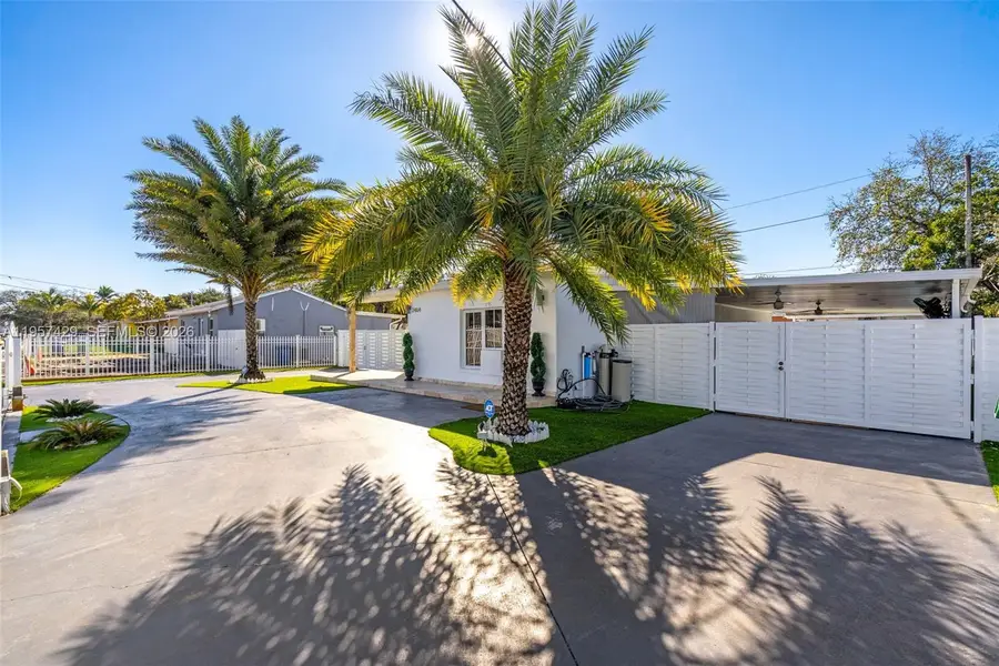 2464 NW 104th St, Miami, FL 33147 - #3