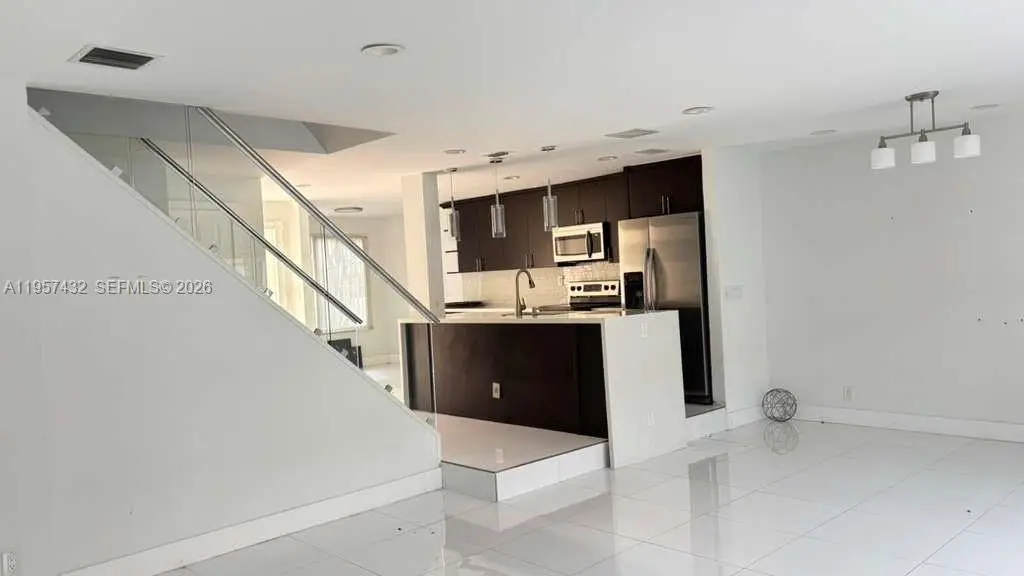 8195 NW 8th Manor #3, Plantation, FL 33324 - Image #1