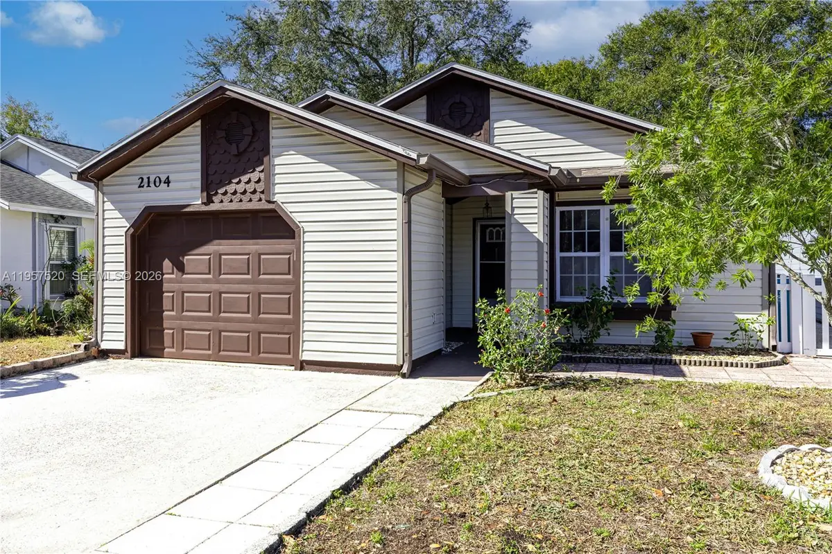 2104 Winslow Dr, Orlando, FL 32812 - Image #1