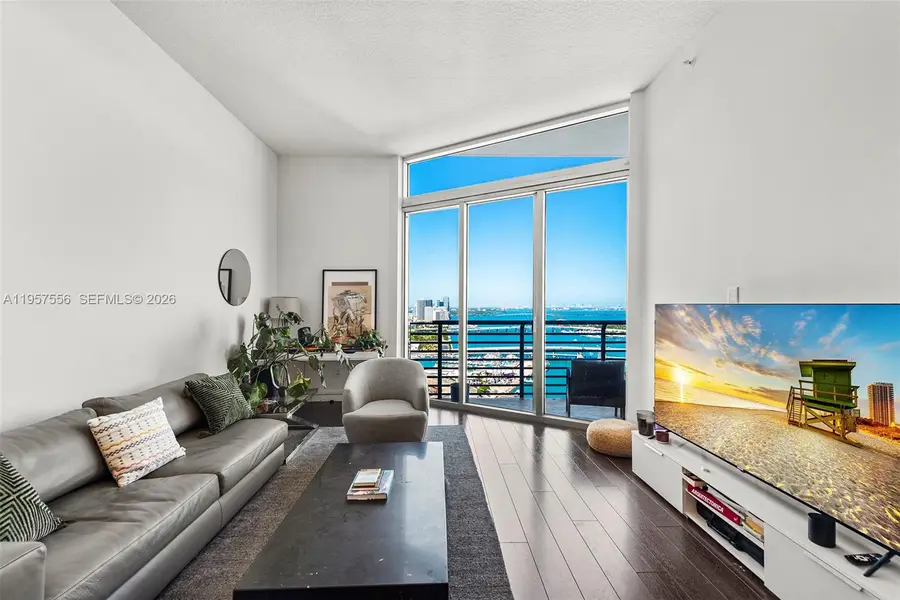 335 S Biscayne Blvd #UPH-10, Miami, FL 33131 - #2