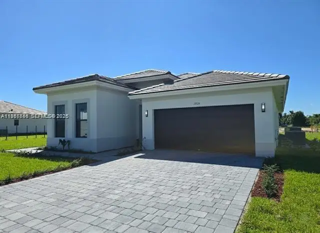 19534 SW 324 St, Homestead, FL 33030 - Image #1