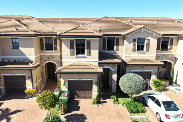 11032 W 33rd Way, Hialeah, FL 33018