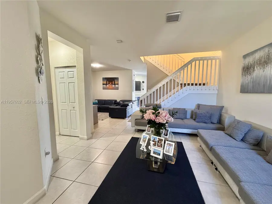 11032 W 33rd Way, Hialeah, FL 33018 - #2