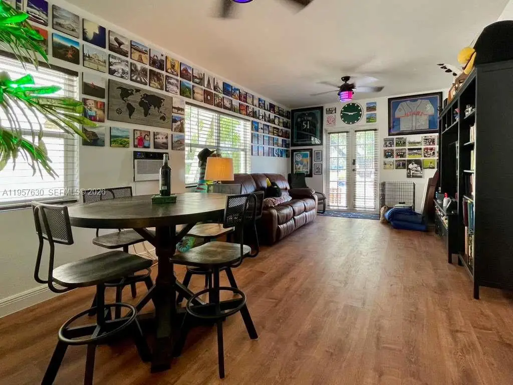 2463 Pine Tree Dr #4, Miami Beach, FL 33140 - Image #1