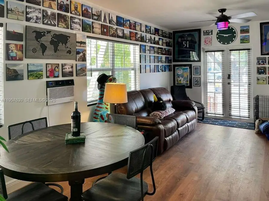 2463 Pine Tree Dr #4, Miami Beach, FL 33140 - Image #3