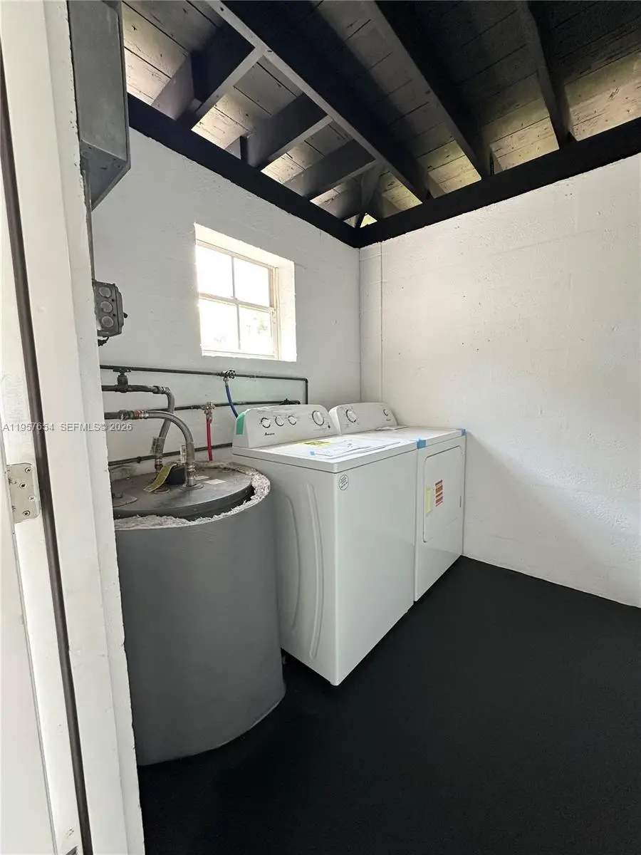 580 NW 194th Ter, Miami Gardens, FL 33169 - Image #3