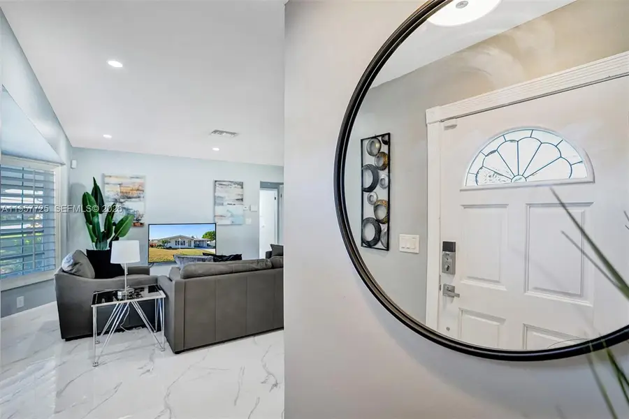 477 SE 17th Ter, Deerfield Beach, FL 33441 - Image #2