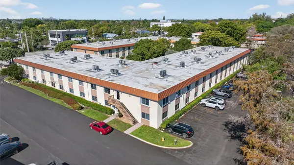 9 NE 19th Ct #104C, Wilton Manors, FL 33305