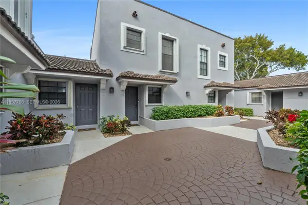 11654 NW 11th St #11654, Pembroke Pines, FL 33026