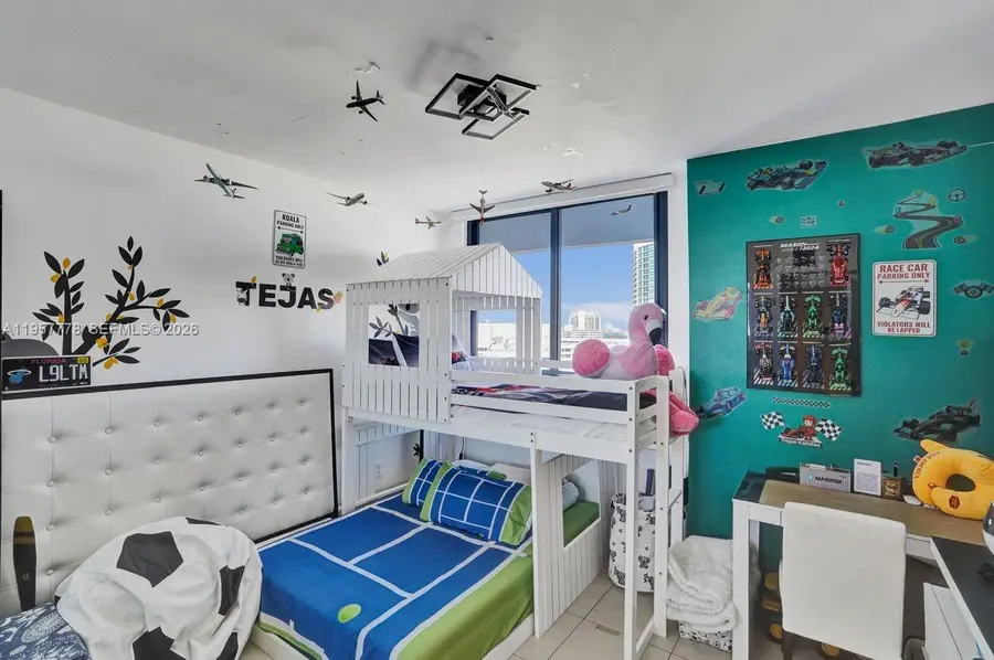 1330 West Ave #1811, Miami Beach, FL 33139 - Image #3