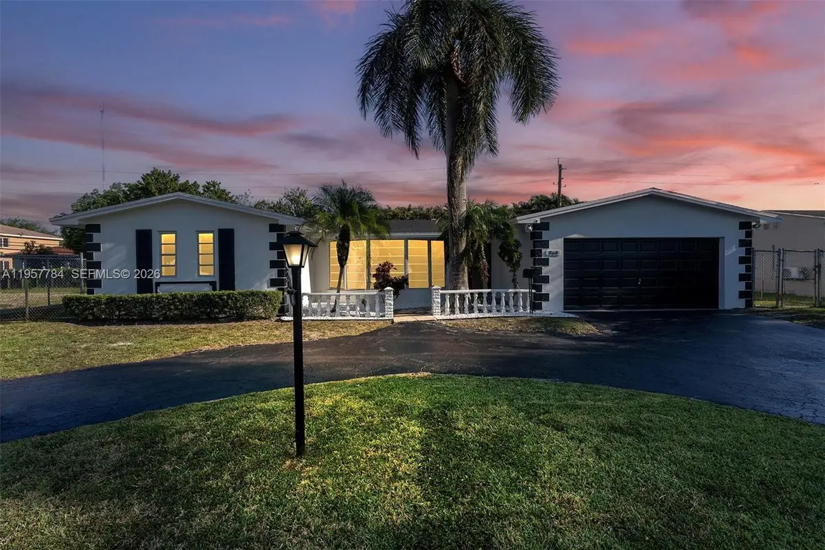 860 NW 207th St, Miami Gardens, FL 33169 - #1