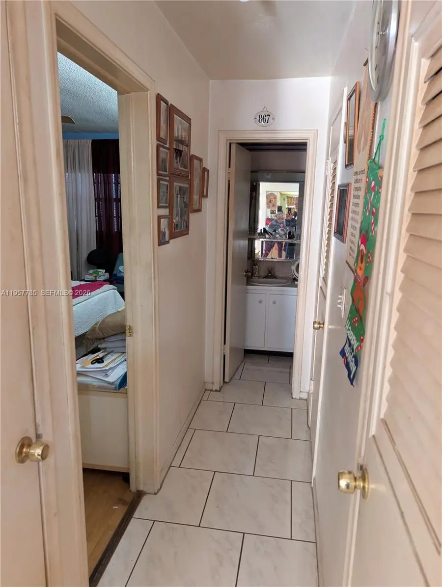 1747 Rodman St #304, Hollywood, FL 33020 - Image #3