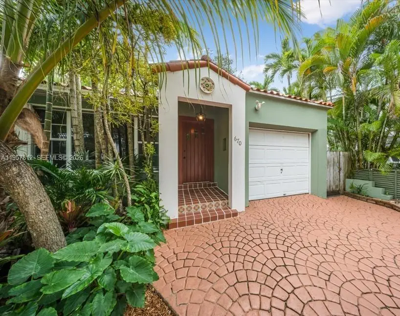 670 NE 56th St, Miami, FL 33137 - Image #1