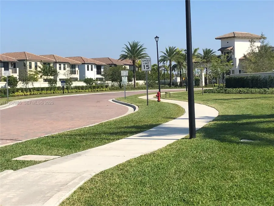 9333 W 33rd Lane #9333, Hialeah Gardens, FL 33018 - Image #3