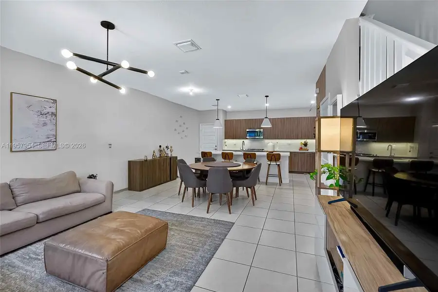 4655 NW 83rd Path, Doral, FL 33166 - Image #3