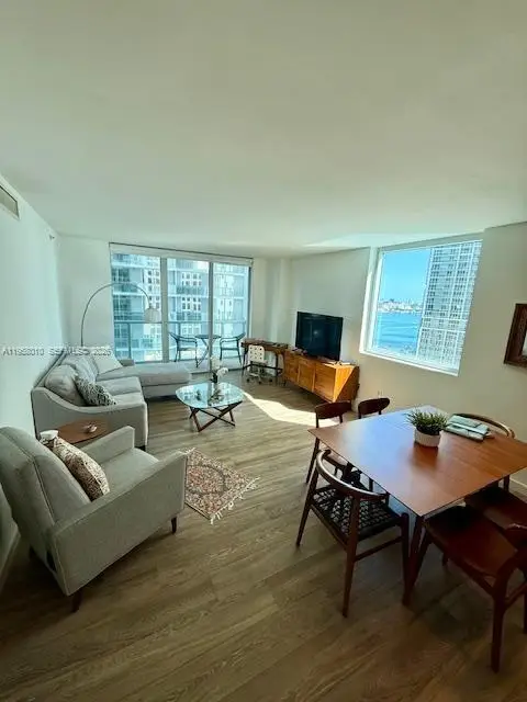 55 SE 6th St #1807, Miami, FL 33131 - #2