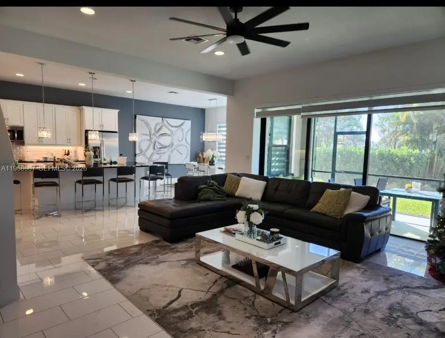 8550 NW 39th Ct, Coral Springs, FL 33065 - Image #3