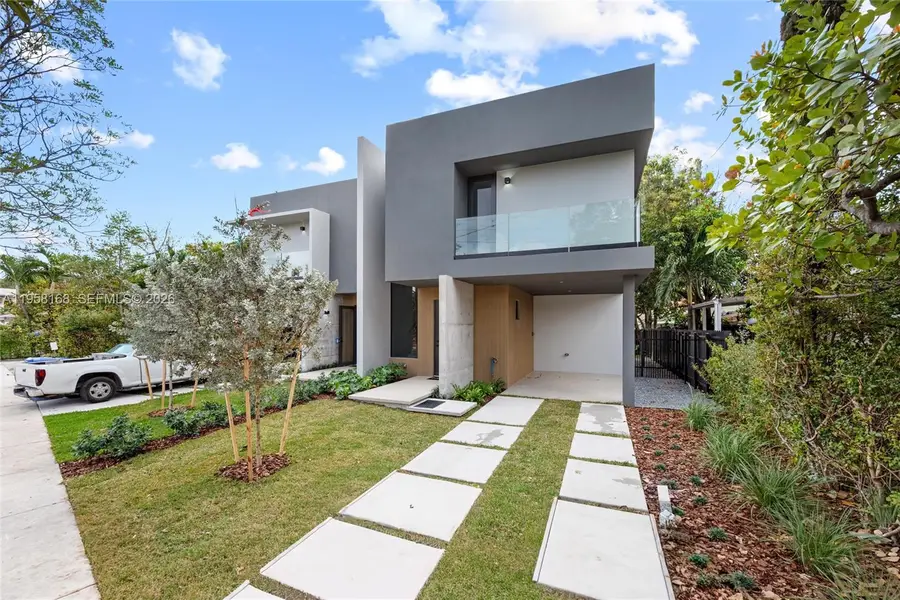 2982 SW 2nd St, Miami, FL 33135 - #2