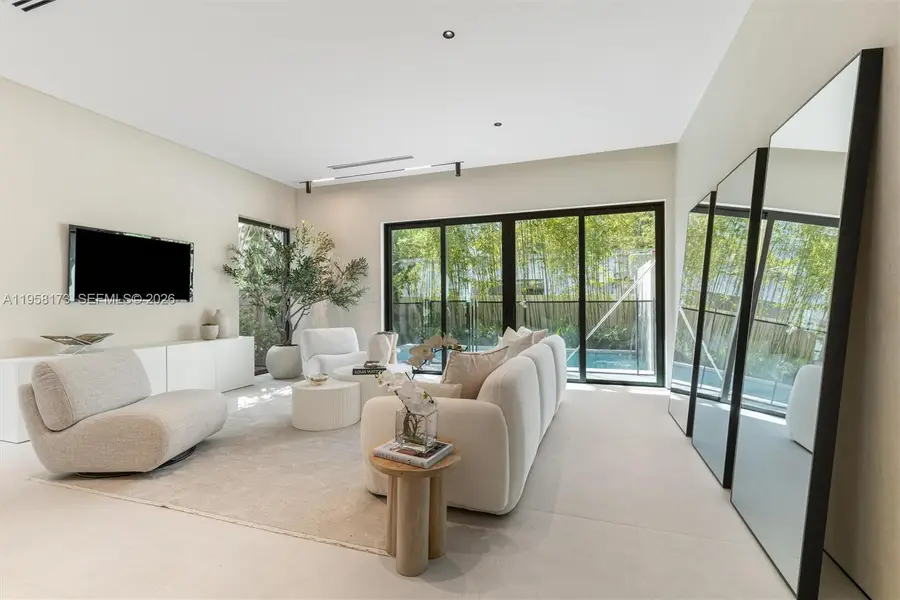 1746 SW 21st Ter #Left, Miami, FL 33145 - #3