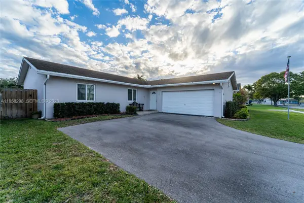 10760 NW 21st St, Sunrise, FL 33322