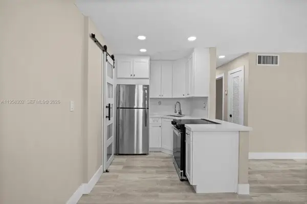 8701 SW 141st St #A7, Palmetto Bay, FL 33176