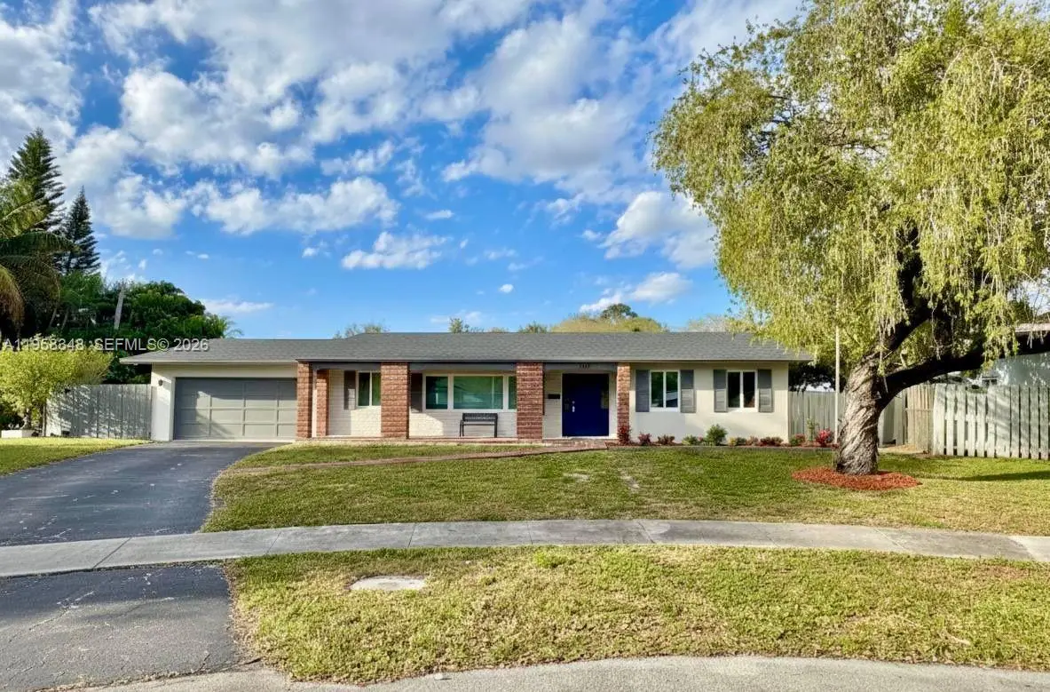 7081 NW 8th Ct, Plantation, FL 33317 - #1