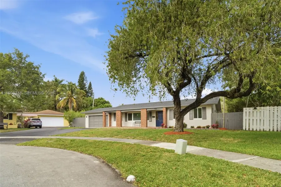 7081 NW 8th Ct, Plantation, FL 33317 - #2