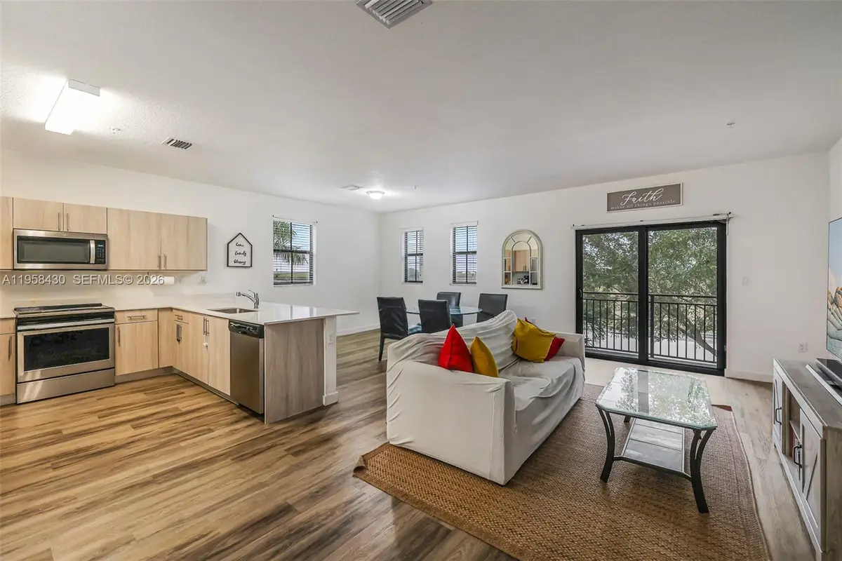 15500 SW 136th St #202, Miami, FL 33196 - Image #1