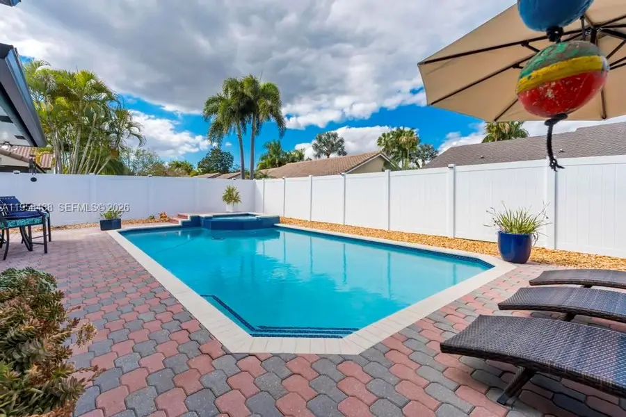 19411 NW 2nd St, Pembroke Pines, FL 33029 - #2